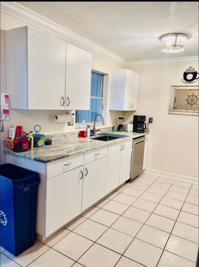 Cheerful Home With Two Bedrooms كيب كورال المظهر الخارجي الصورة